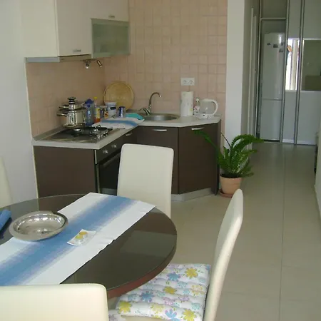 דירה Mit Blick Auf Wasser By Interhome